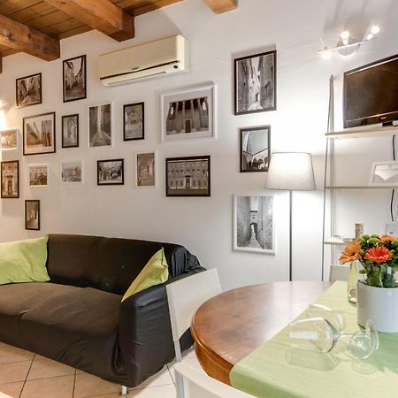 Апартаменти Romagnabnb Studio Mazzini Форлі Екстер'єр фото