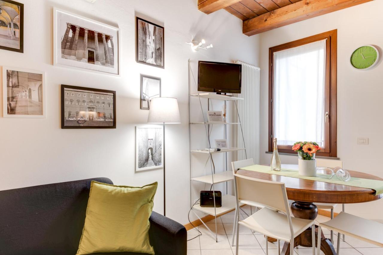 Апартаменти Romagnabnb Studio Mazzini Форлі Екстер'єр фото